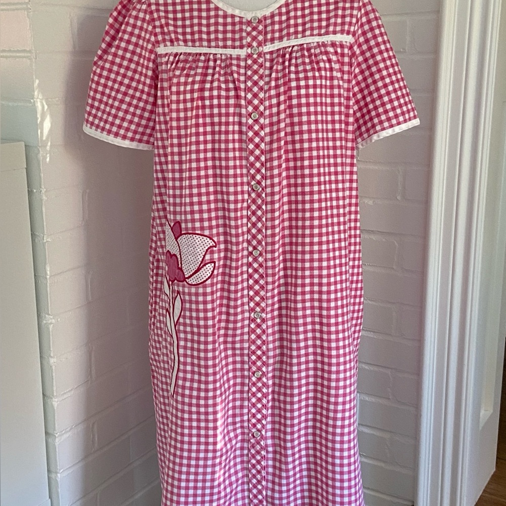 Womens Classic Bright Pink & White Gingham Check HouseCoat With Front Snaps